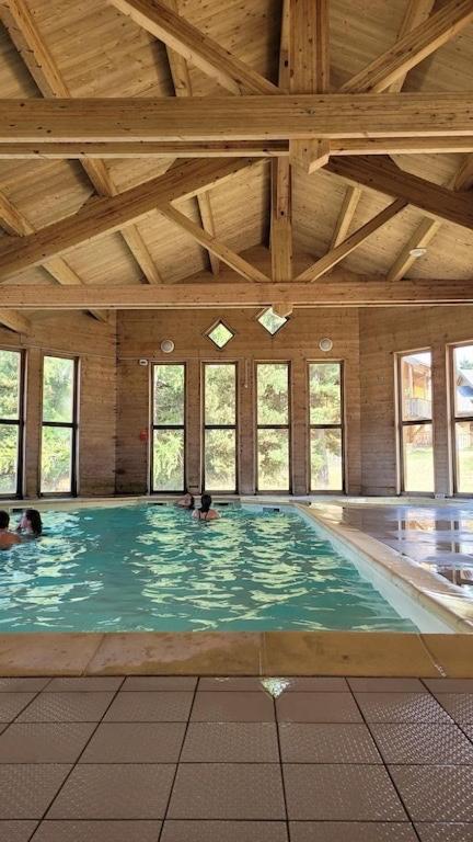 By Sophie Avec Piscine * SuperDevoluy